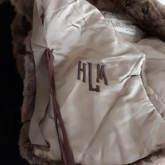 VTG Hudsons Detroit Fur Stole